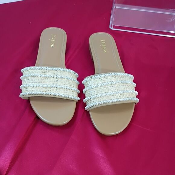 Elegant Pearl-Embellished Slide Sandals - Picture 7 of 8